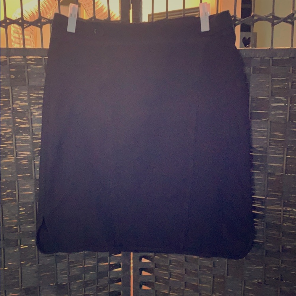 Stretchy black pencil skirt